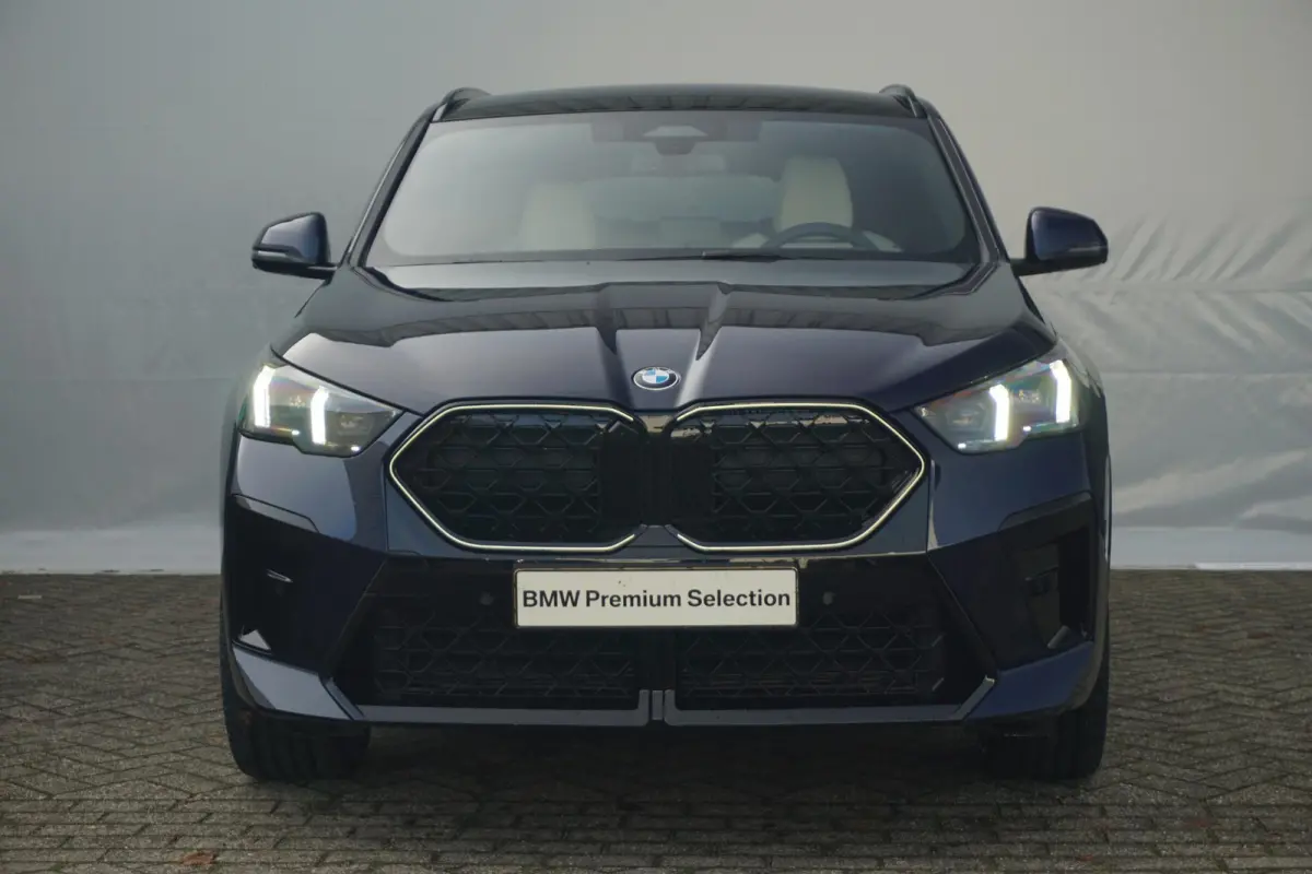 sDrive20i M Sportpakket Pro 20'' / Panoramadak / Head-Up Display / Harman Kardon / Trekhaak |
