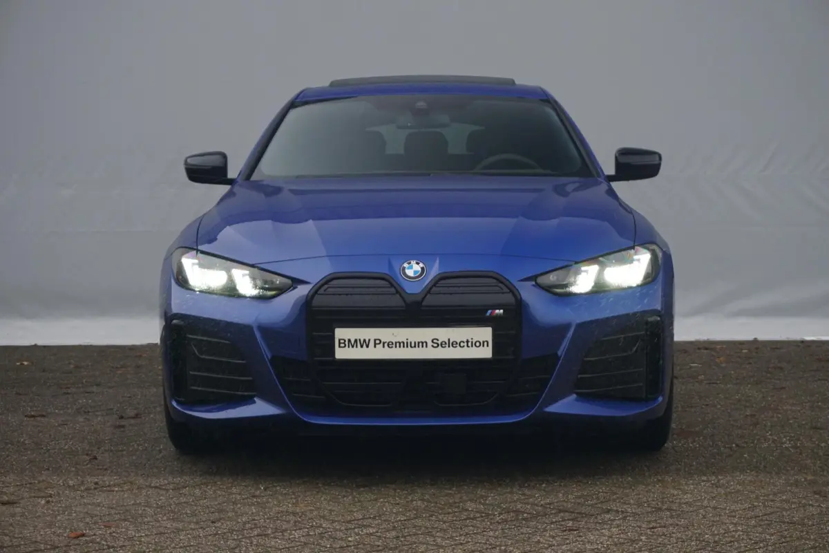 Gran Coupé eDrive40 M Sportpakket Pro | Schuif-/kanteldak | Active Cruise Control | Verwarmde stoelen voor en achter | Comfort Access |