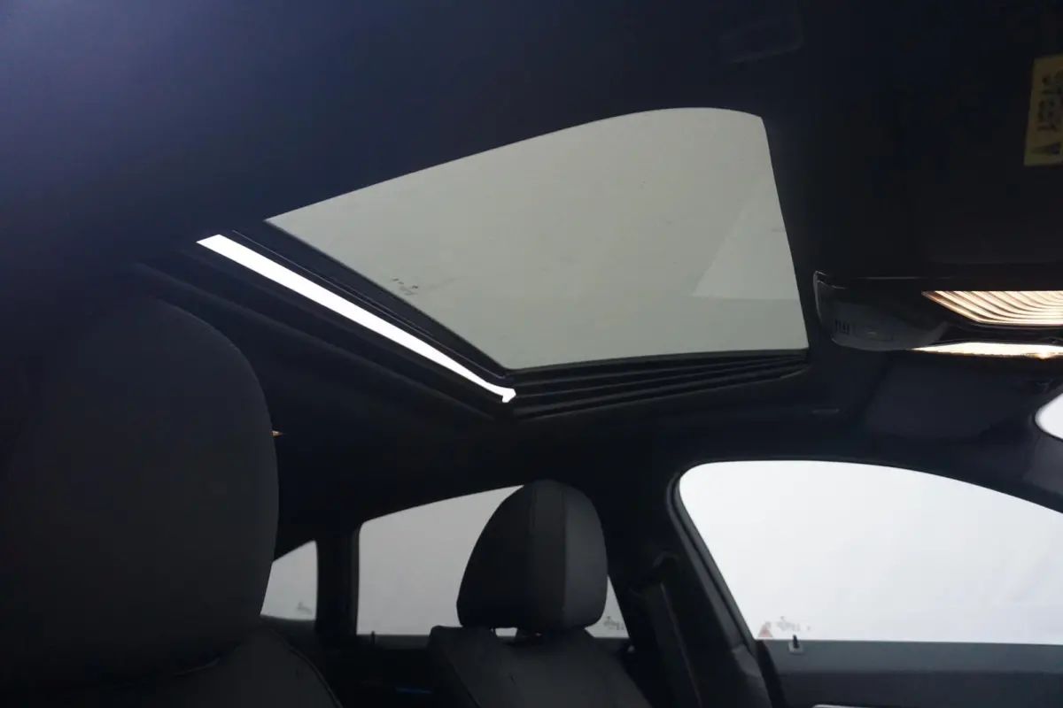 Gran Coupé eDrive40 M Sportpakket Pro | Schuif-/kanteldak | Active Cruise Control | Verwarmde stoelen voor en achter | Comfort Access |