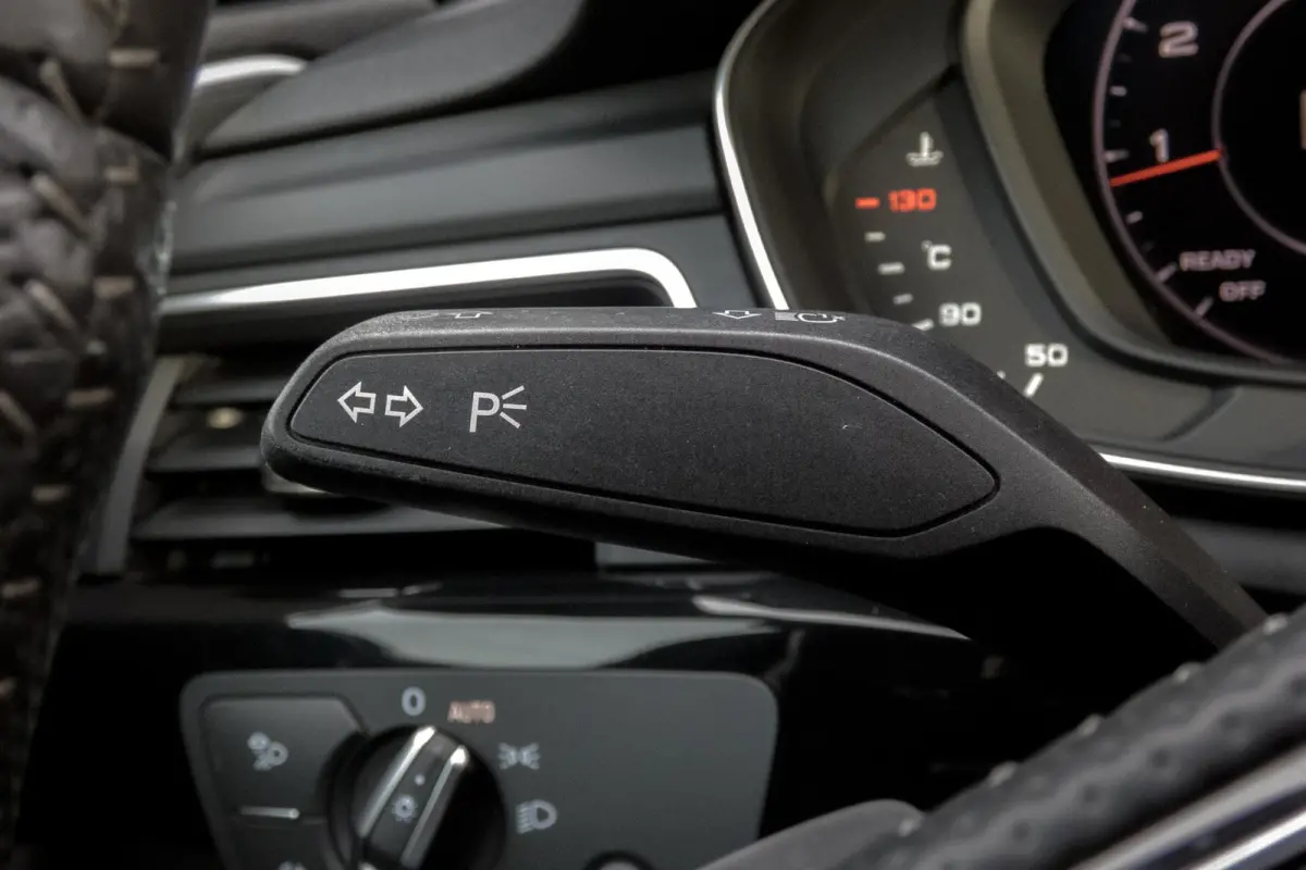 2.0 TFSI MHEV Sport S-line Edition | SFEERVERLICHTING | STOELVERWARMING | BLACK OPTIC PAKKET