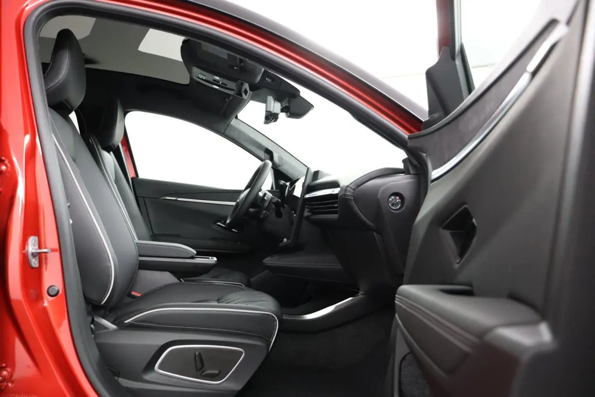 Instyle 87 kWh | € 3.000 Korting! | | 360º Camera | Adaptive Cruise Control | Bekleding Leder | Climate Control | Elektrische Kofferklep | Elektrische Stoelen | Google Navigatie | Panoram