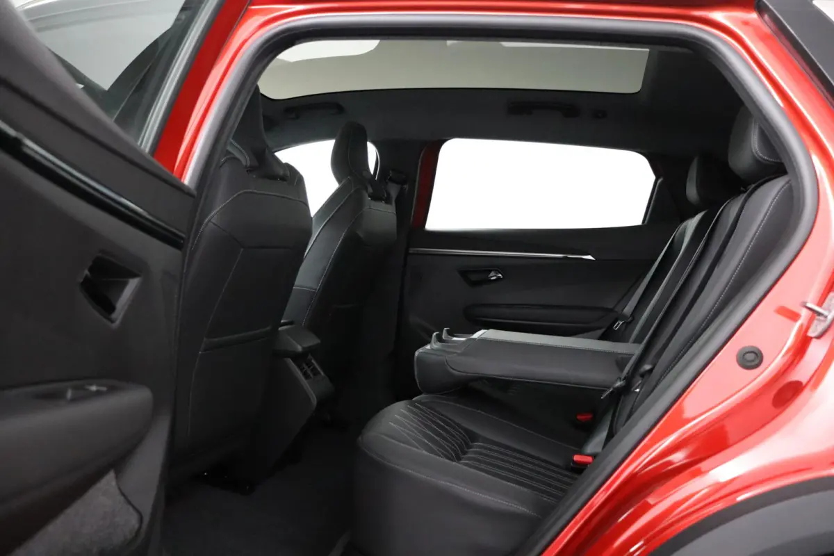 Instyle 87 kWh | € 3.000 Korting! | | 360º Camera | Adaptive Cruise Control | Bekleding Leder | Climate Control | Elektrische Kofferklep | Elektrische Stoelen | Google Navigatie | Panoram