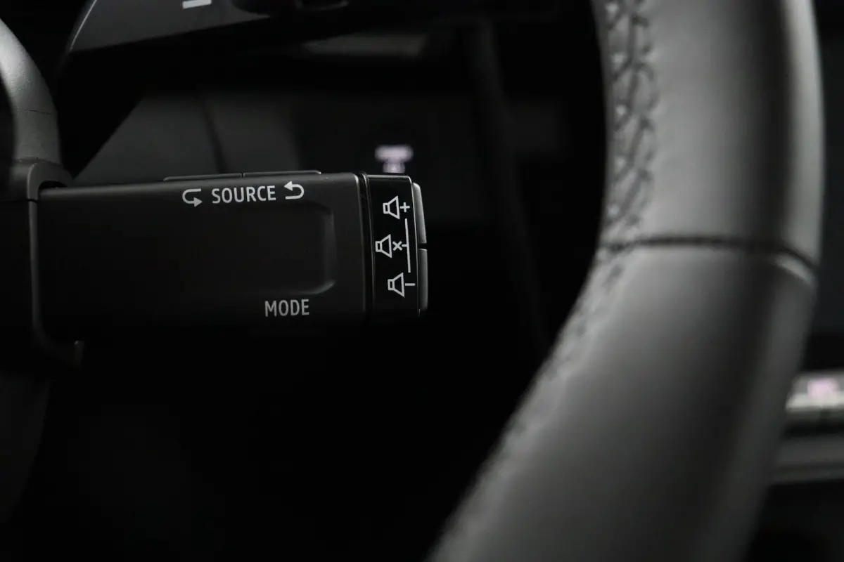 Intense+ 87 kWh | € 4.000 Korting! | 360° Camera | Adaptive Cruise Control | Climate Control | Elektrische Kofferklep | Google Navigatie | Parkeer Assistent | Stoel- en Stuurverwarming