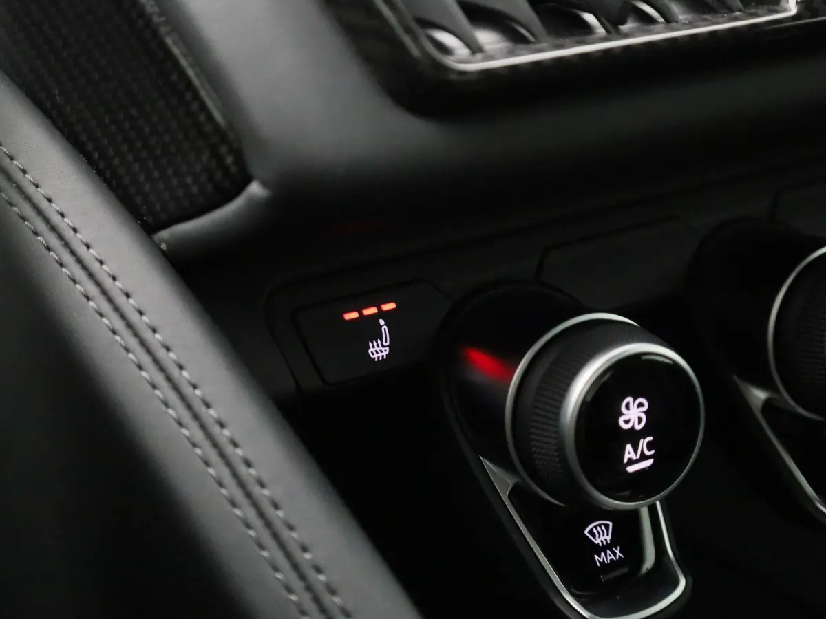 5.2 FSI performance S tron. quat. Spyder | KERAMISCH | CARBON EXTERIEUR | BANG & OLUFSEN | KEMORA GRIJS | BTW AUTO |