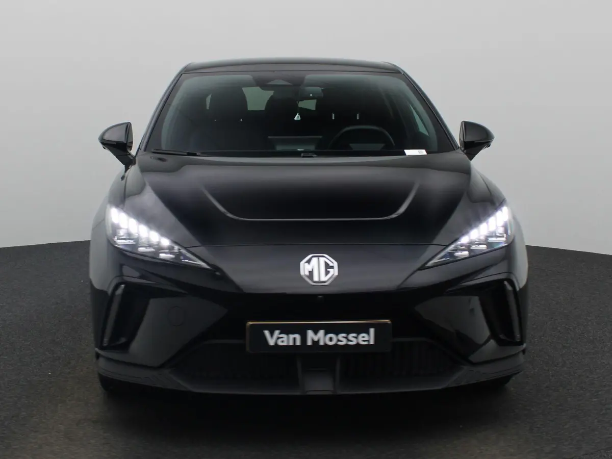 Long Range 64kWh Luxury | Navi | 360 Camera | Led Koplampen | Apple Carplay | Keyless Entry & Go |