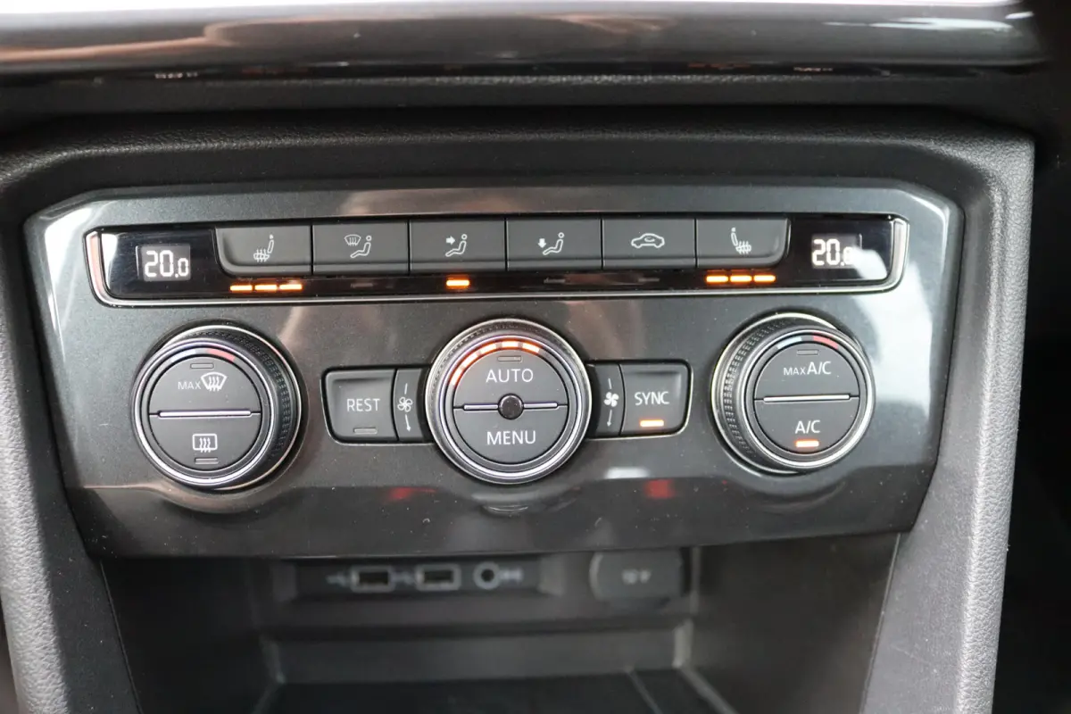 1.5 TSI 150PK Xcellence Elektr.-trekhaak/Winter-pack/Keyfree/Navigatie/Camera