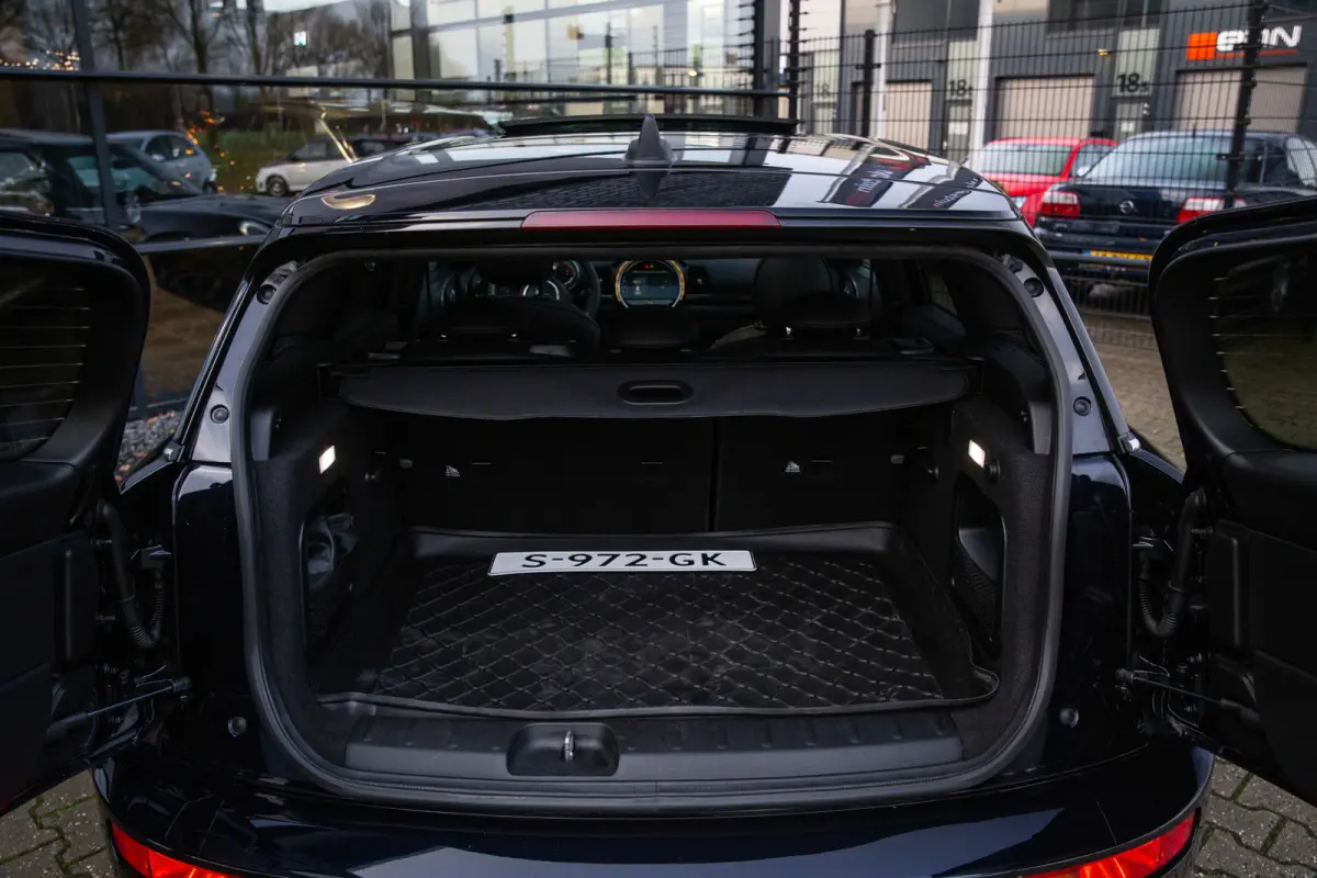 Mini 1.5 Cooper MINI Yours , Trekhaak, Pano, H&K, Leder, Camera, Memory