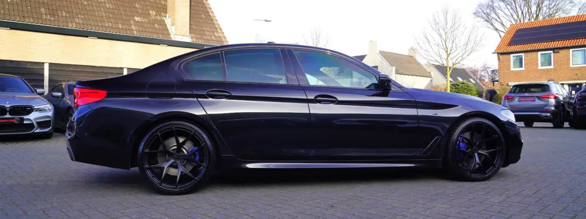 M550d xDrive| Schuifdak | Stoelkoeling | Adaptieve Cruise control | 400 PK | Luxe Nappa Leder | Shadow Line | Dealer o