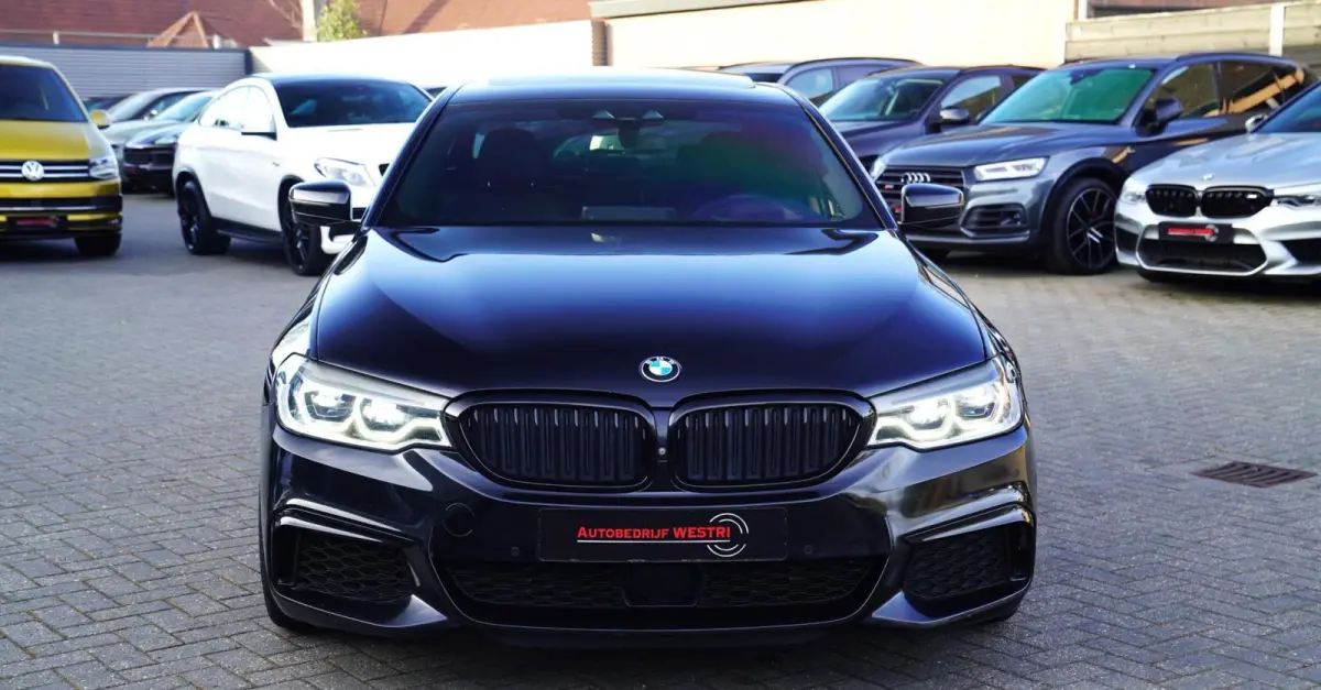 M550d xDrive| Schuifdak | Stoelkoeling | Adaptieve Cruise control | 400 PK | Luxe Nappa Leder | Shadow Line | Dealer o