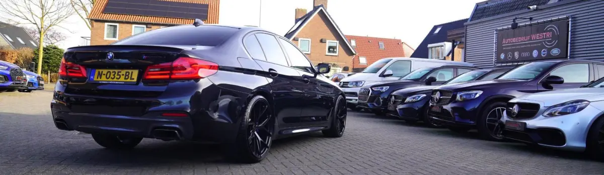 M550d xDrive| Schuifdak | Stoelkoeling | Adaptieve Cruise control | 400 PK | Luxe Nappa Leder | Shadow Line | Dealer o