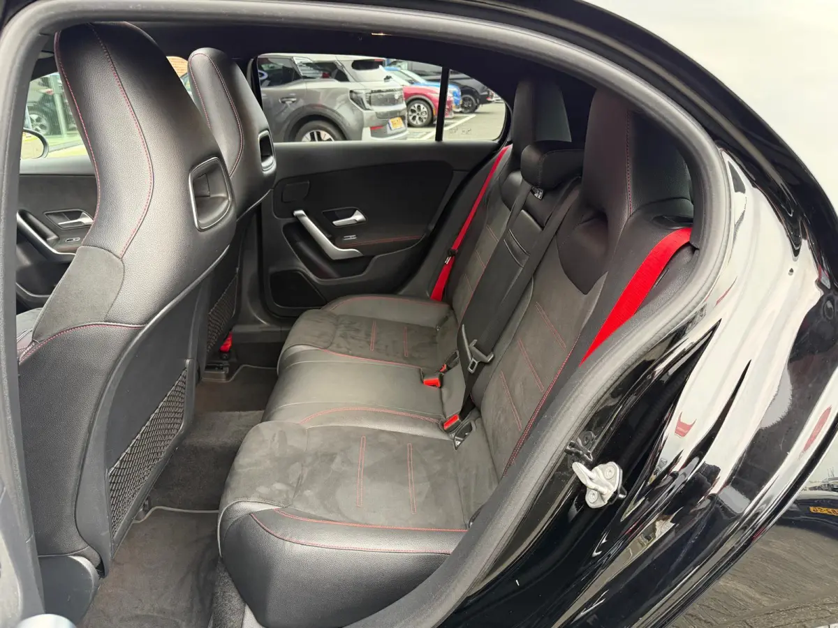 AMG 35 4MATIC /Panorama