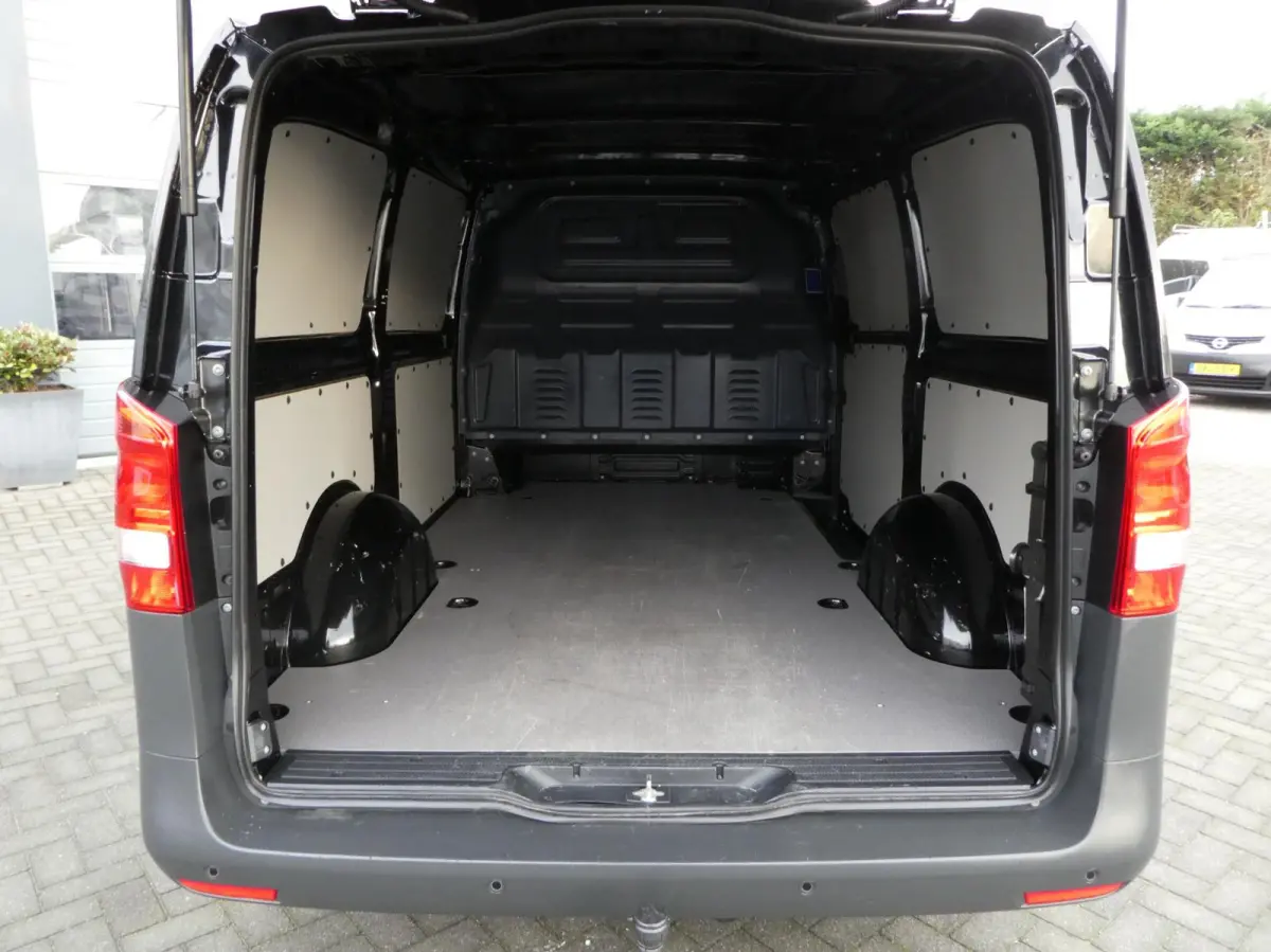 114 CDI Lang L2 automaat, 3 zits, camera, trekhaak