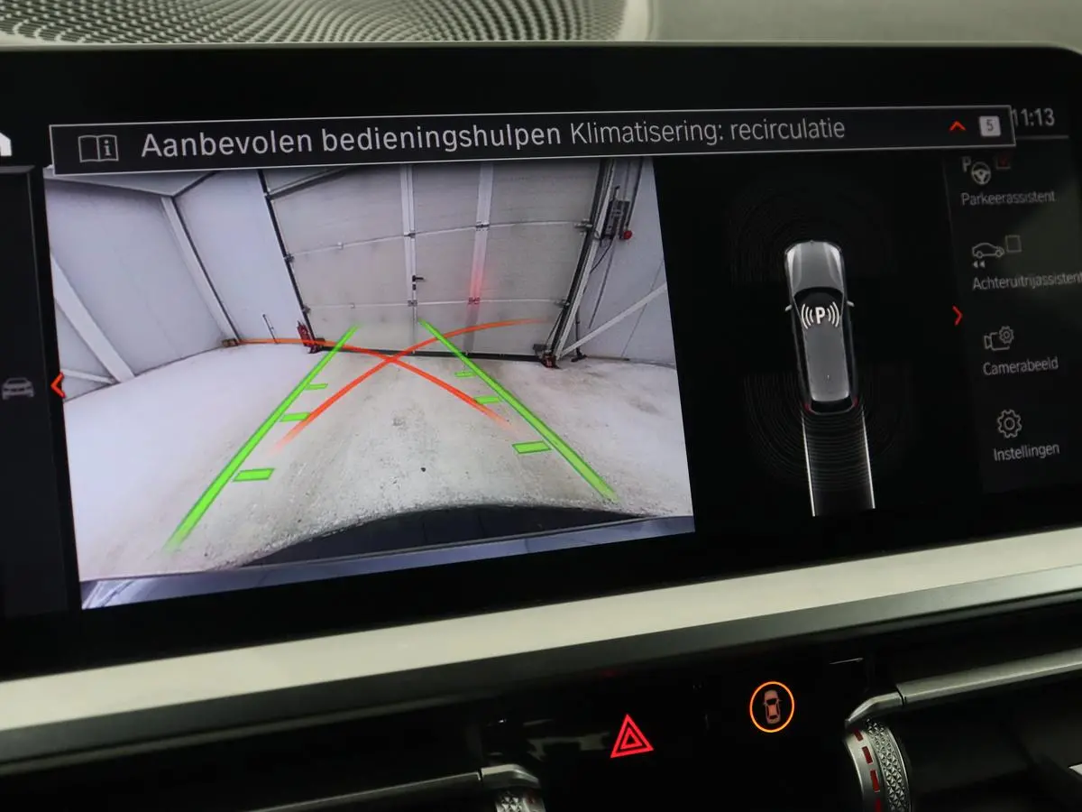 318i High Executive | Sport Line | Leder | Stoelverwarming | Camera | Sportstoelen | Carplay | Sfeerverlichting | Live Cockpit | Navigatie | Full LED | Climate control | Park Assist | Cruise