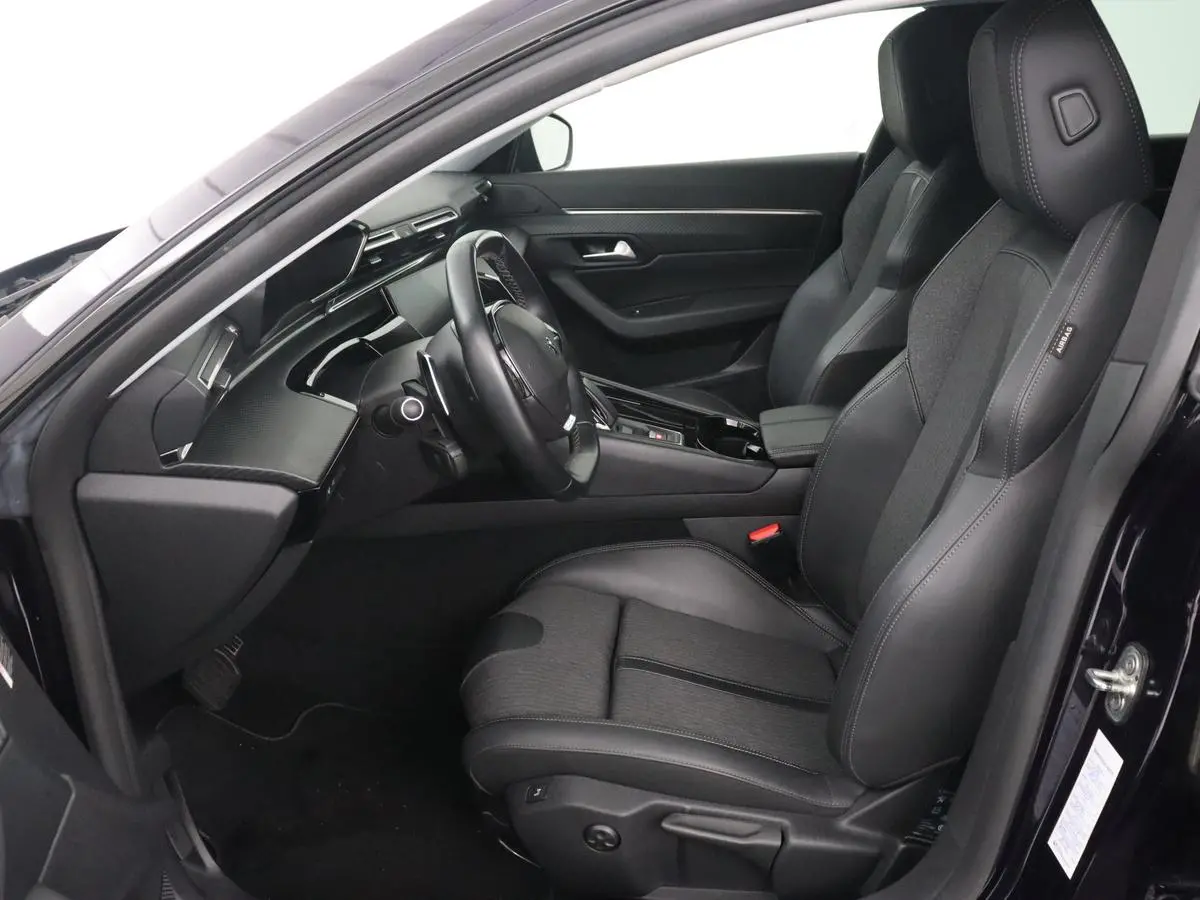 1.6 HYbrid 225 Allure | Stoelverwarming | Trekhaak | Adaptive cruise | Camera | Carplay | Half leder | Keyless | Full LED | Climate control | Sfeerverlichting | PHEV | Plug In