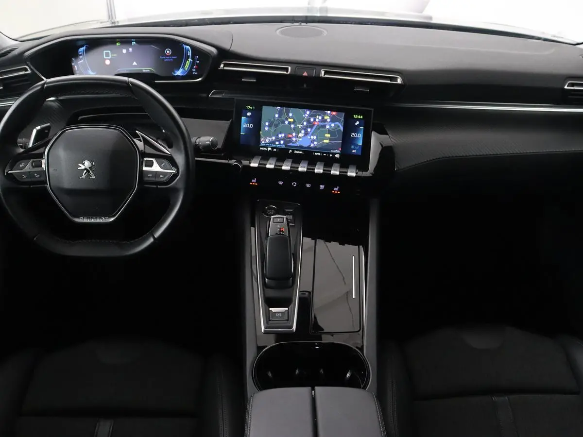 1.6 HYbrid 225 Allure | Stoelverwarming | Trekhaak | Adaptive cruise | Camera | Carplay | Half leder | Keyless | Full LED | Climate control | Sfeerverlichting | PHEV | Plug In