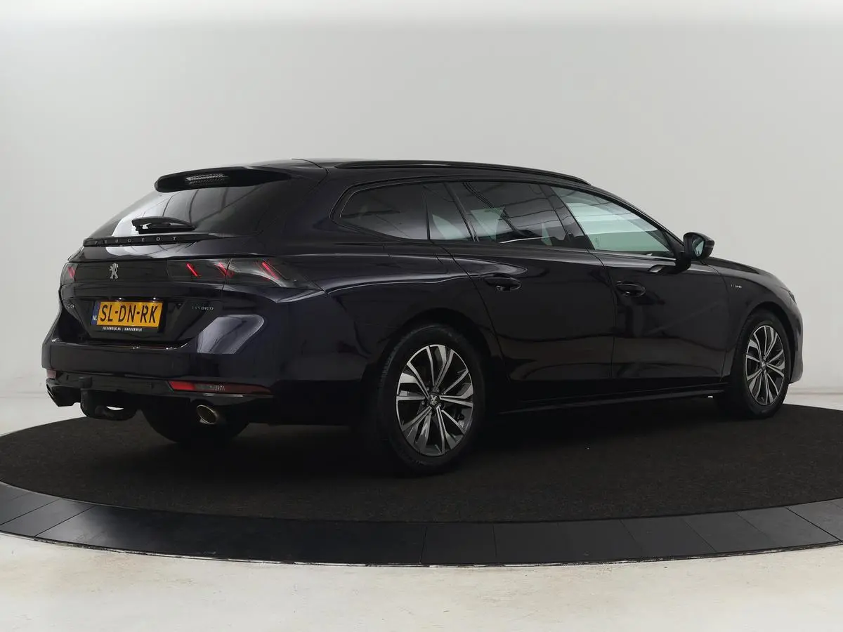 1.6 HYbrid 225 Allure | Stoelverwarming | Trekhaak | Adaptive cruise | Camera | Carplay | Half leder | Keyless | Full LED | Climate control | Sfeerverlichting | PHEV | Plug In