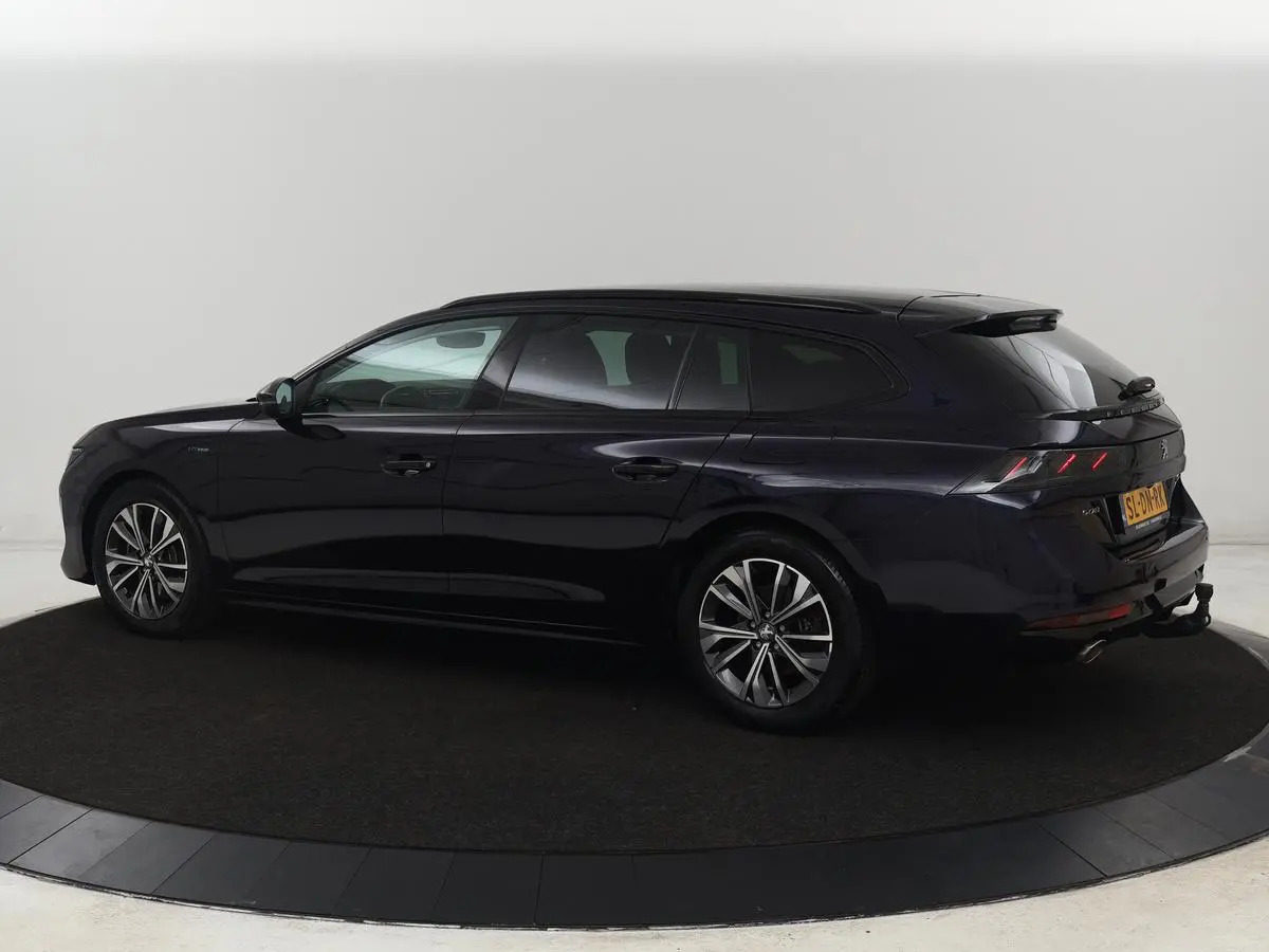 1.6 HYbrid 225 Allure | Stoelverwarming | Trekhaak | Adaptive cruise | Camera | Carplay | Half leder | Keyless | Full LED | Climate control | Sfeerverlichting | PHEV | Plug In