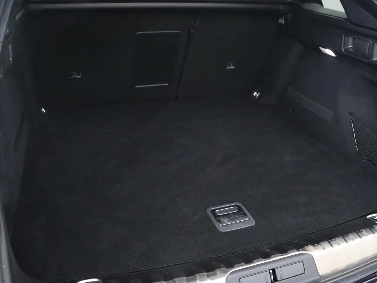 1.6 HYbrid 225 Allure | Stoelverwarming | Trekhaak | Adaptive cruise | Camera | Carplay | Half leder | Keyless | Full LED | Climate control | Sfeerverlichting | PHEV | Plug In