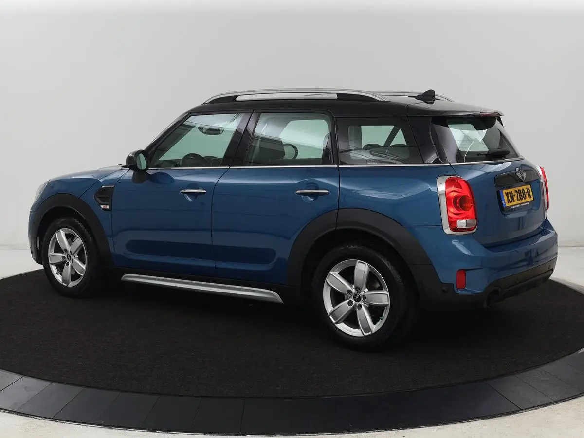 1.5 Cooper Chili | Automaat | Full LED | Navigatie | Parkeerhulp | Climate control | 17'' | Bluetooth | Cruise control