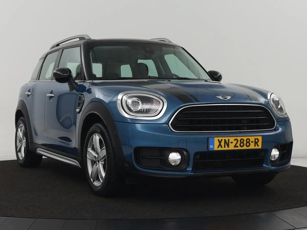 1.5 Cooper Chili | Automaat | Full LED | Navigatie | Parkeerhulp | Climate control | 17'' | Bluetooth | Cruise control