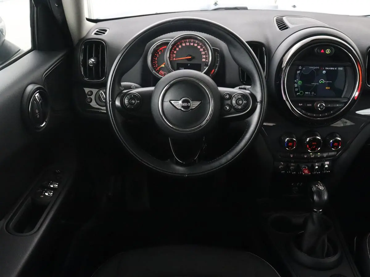1.5 Cooper Chili | Automaat | Full LED | Navigatie | Parkeerhulp | Climate control | 17'' | Bluetooth | Cruise control