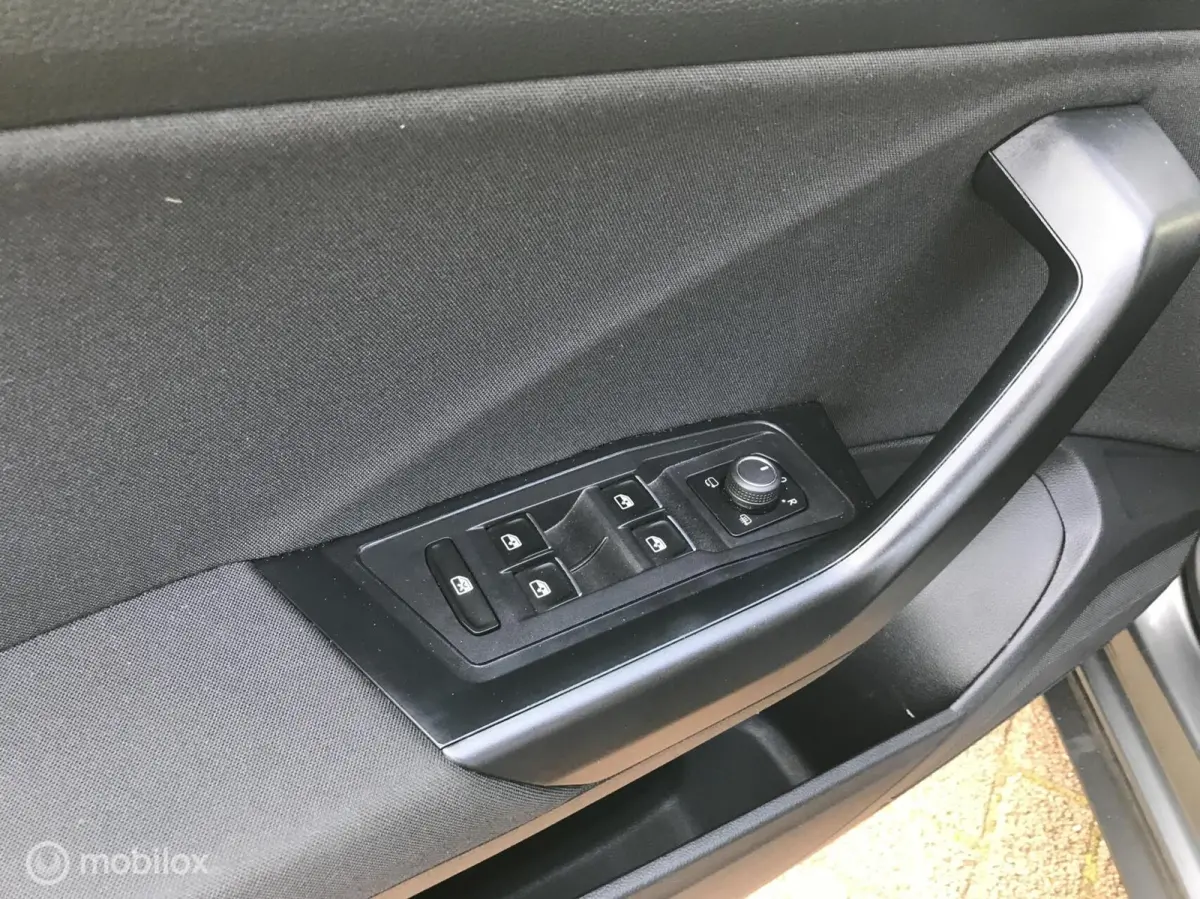 1.0 TSI Style panoramadak, camera