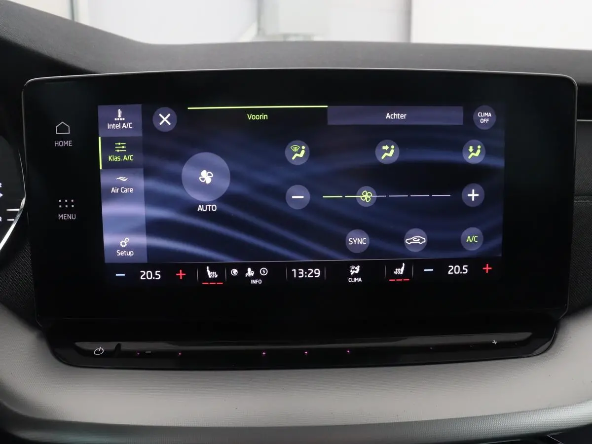 1.4 TSI iV PHEV Business Edition | Head-Up | Stoelverwarming | Carplay | Navigatie | Achterbankverwarming | Memory | Full LED | Sfeerverlichting | Keyless | Plug In