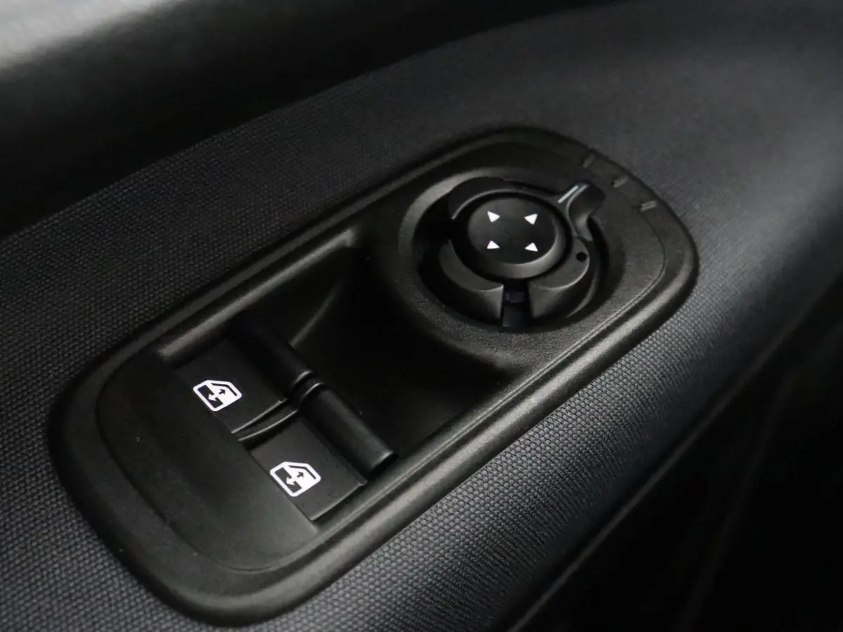 Icon 45 kWh | 3 Fase | Camera | Carplay | Full LED | Navigatie | Keyless | Climate control | Cruise control | Bluetooth