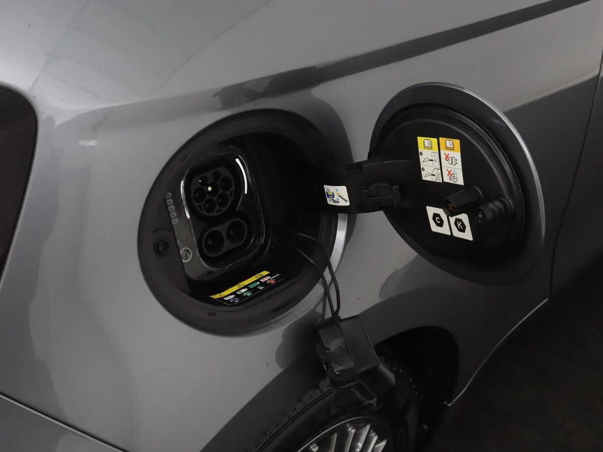 Icon 45 kWh | 3 Fase | Camera | Carplay | Full LED | Navigatie | Keyless | Climate control | Cruise control | Bluetooth