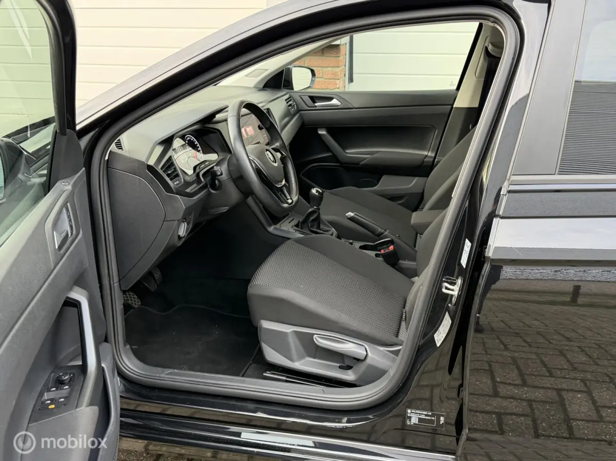 1.0 TSI Comfortline Business