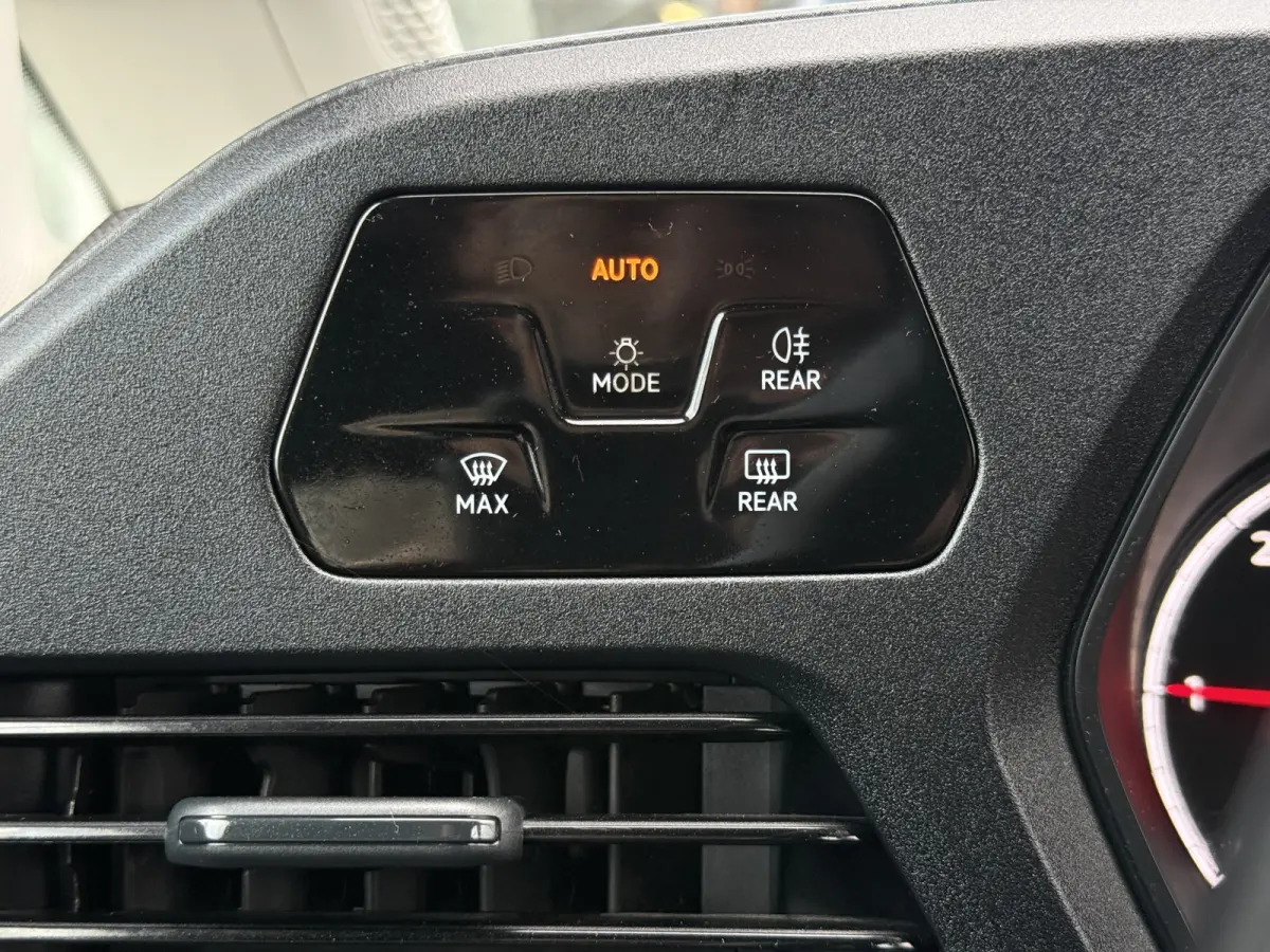 2.0 TDI 122PK L1 | Navi | Camera | ACC | PDC