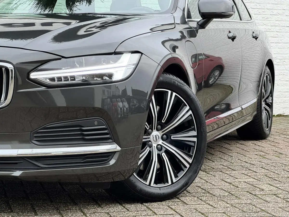 2.0 T6 PHEV AWD SOH85% Automaat Adaptive cruise Climate Stuur-stoelverwarming Leer Apple / Android Dodehoekdetectie
