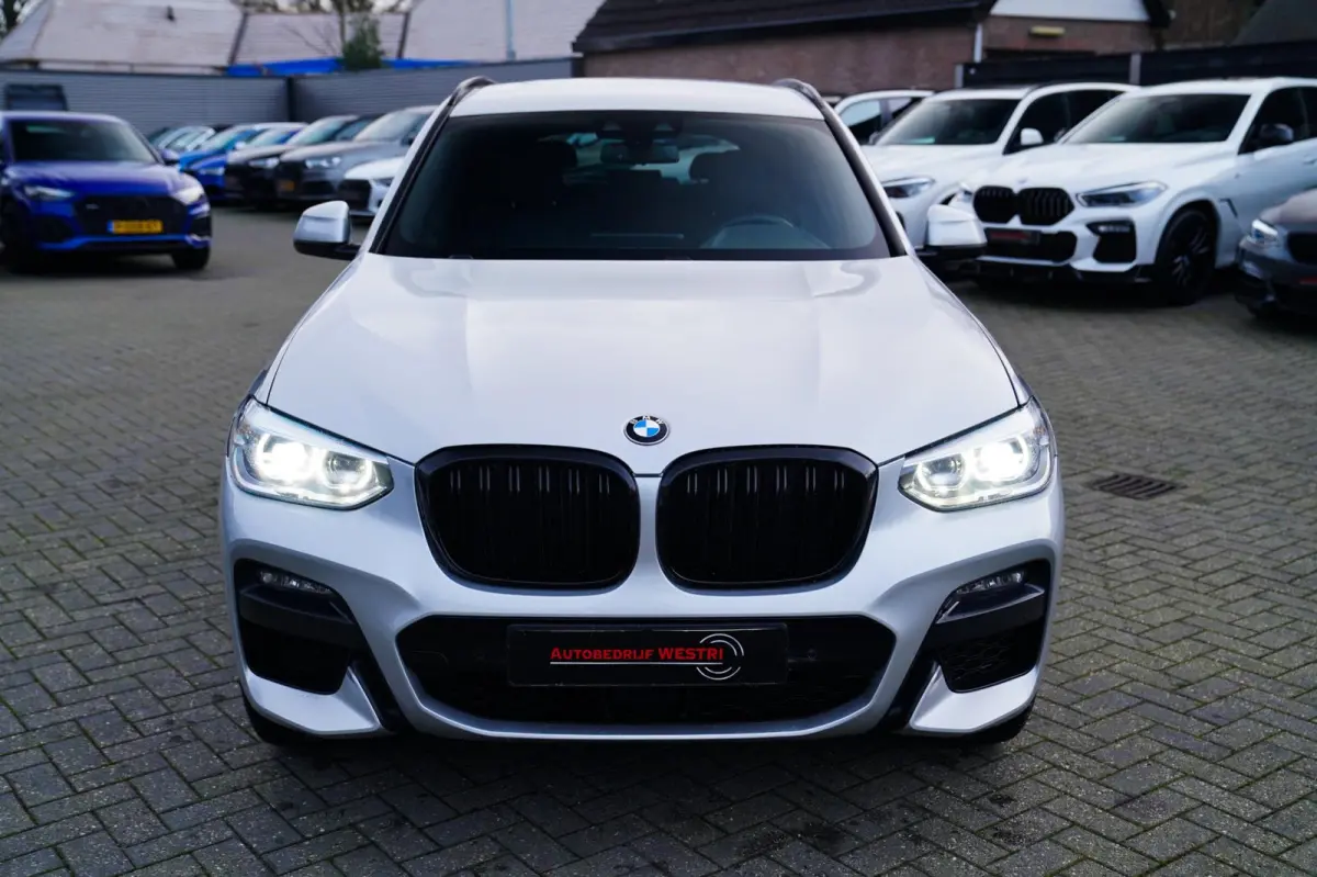 XDrive30e High Executive | Adaptieve Cruise | BMW LED | Luxe Leder | Hybride | Verwarmde voorstoelen |