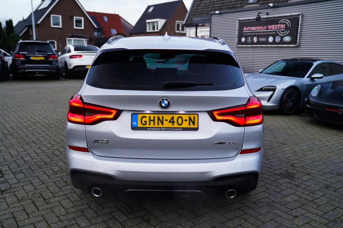 XDrive30e High Executive | Adaptieve Cruise | BMW LED | Luxe Leder | Hybride | Verwarmde voorstoelen |