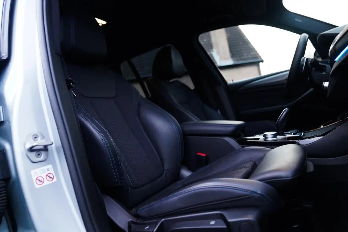 XDrive30e High Executive | Adaptieve Cruise | BMW LED | Luxe Leder | Hybride | Verwarmde voorstoelen |