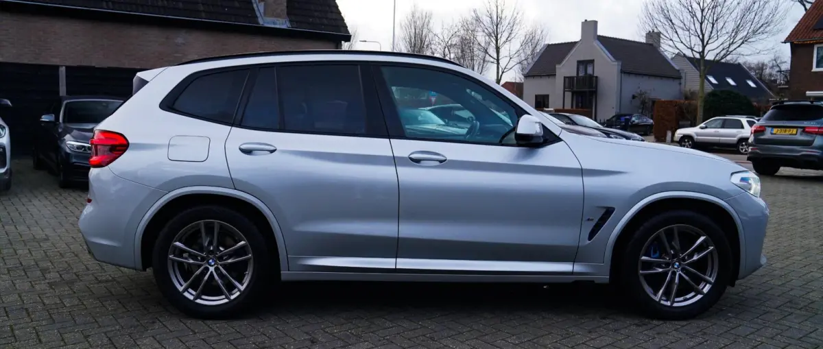 XDrive30e High Executive | Adaptieve Cruise | BMW LED | Luxe Leder | Hybride | Verwarmde voorstoelen |