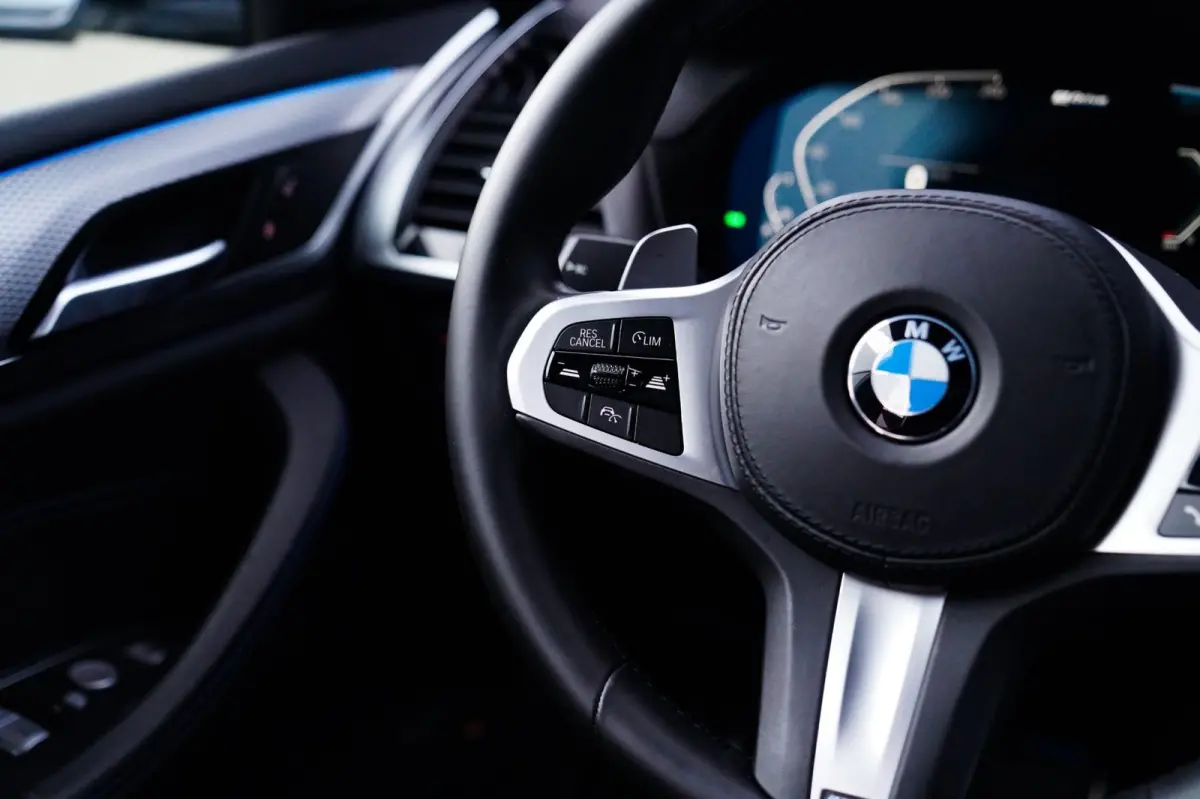 XDrive30e High Executive | Adaptieve Cruise | BMW LED | Luxe Leder | Hybride | Verwarmde voorstoelen |