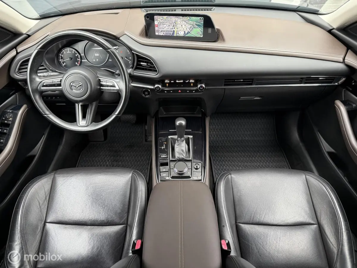 2.0 e-SkyActiv-G M Hybrid Luxury Leer Carplay Bose 360 Camera Trekhaak LED ACC