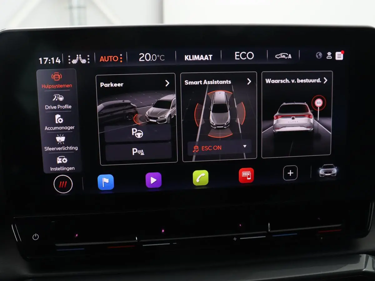1.4 eHybrid VZ | 245pk | Leder | Stoelverwarming | Camera | Carplay | Memory | Sfeerverlichting | Navigatie | Adaptive cruise | Keyless | Sportstoelen | Full LED | 19'' | PHEV | Plug In