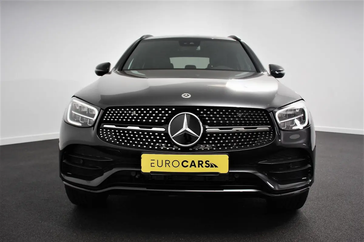 4-MATIC Business AMG Night Pack Full LED Trekhaak Navigatie Parkeersensoren Camera MBUX Cruise control Climate control