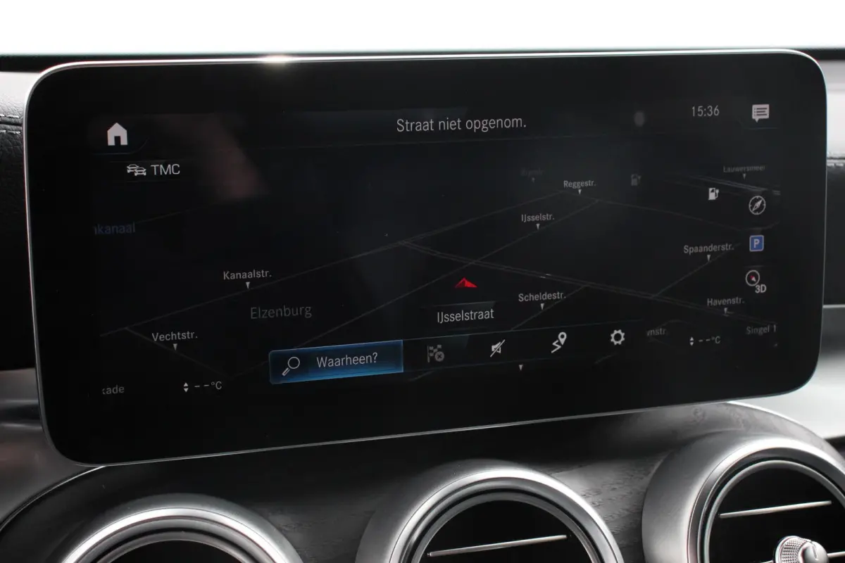 4-MATIC Business AMG Night Pack Full LED Trekhaak Navigatie Parkeersensoren Camera MBUX Cruise control Climate control