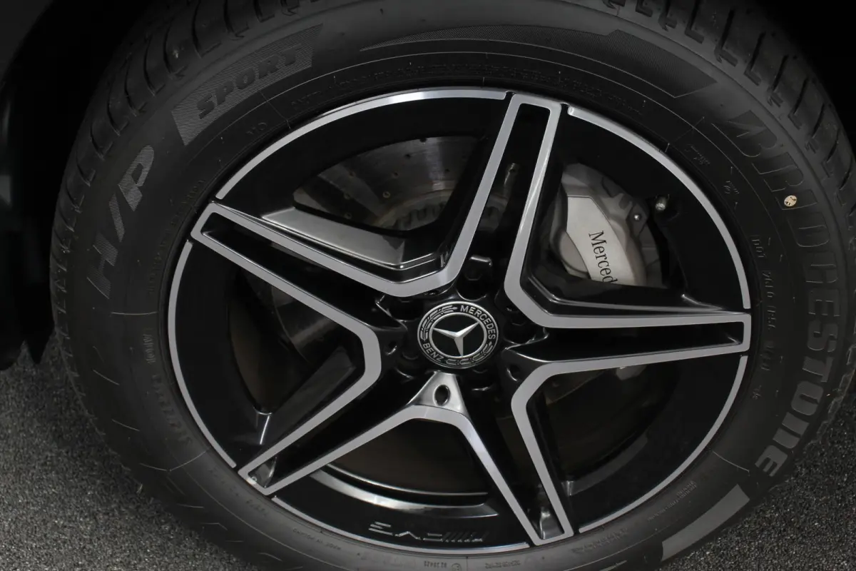 4-MATIC Business AMG Night Pack Full LED Trekhaak Navigatie Parkeersensoren Camera MBUX Cruise control Climate control