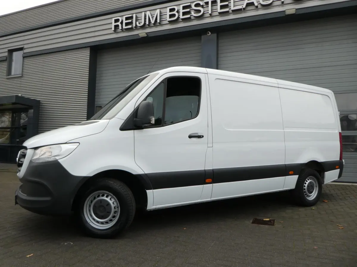 314cdi 143pk, L2 H1 met Airco, Navigatie, Cruisecontrol.