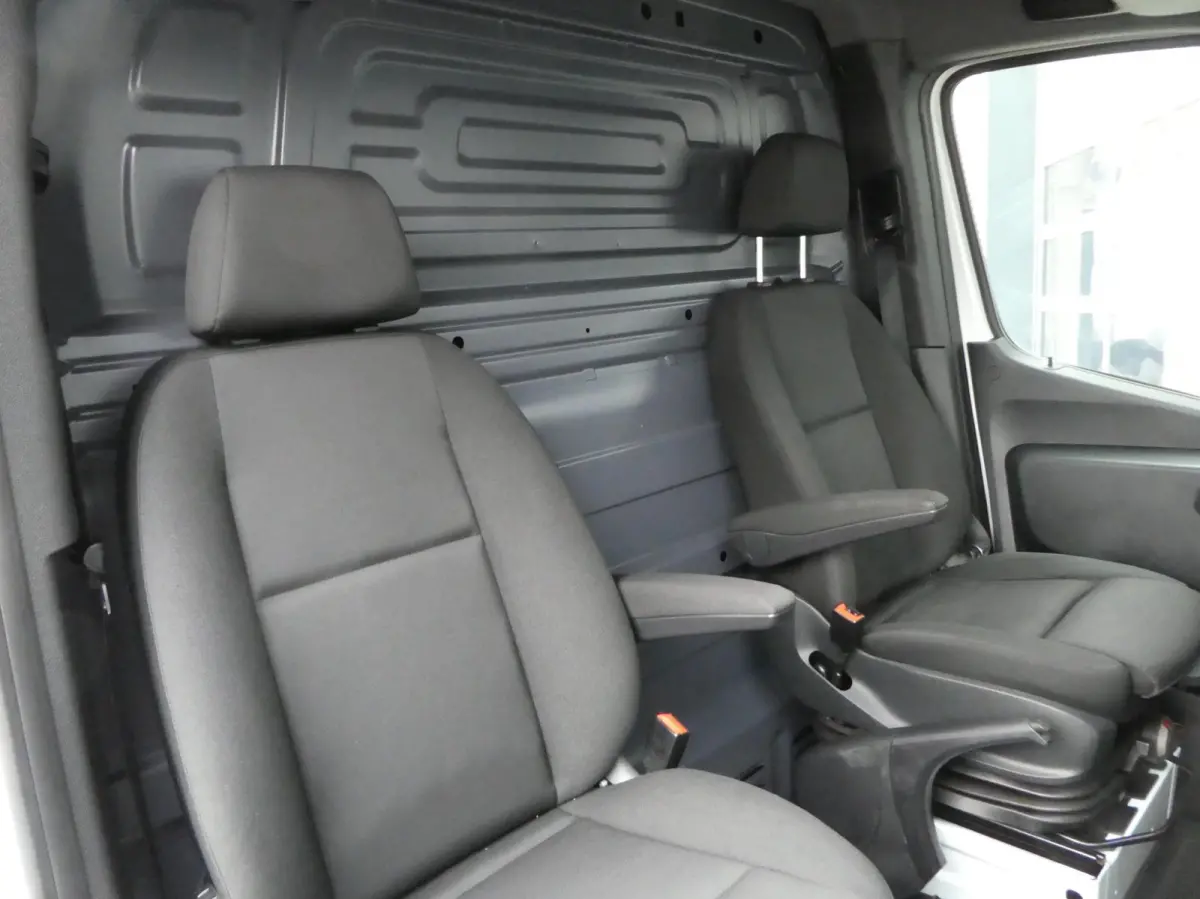 314cdi 143pk, L2 H1 met Airco, Navigatie, Cruisecontrol.