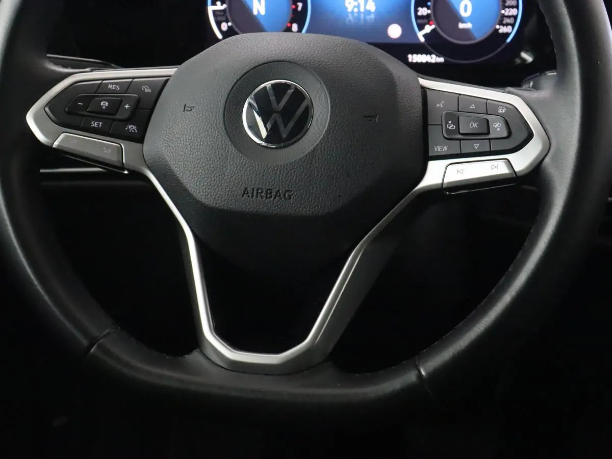 1.0 eTSI Life Business | Stoelverwarming | Massage | Carplay | Adaptive cruise | Sfeerverlichting | Navigatie | Park Assist | Getint glas | Full LED
