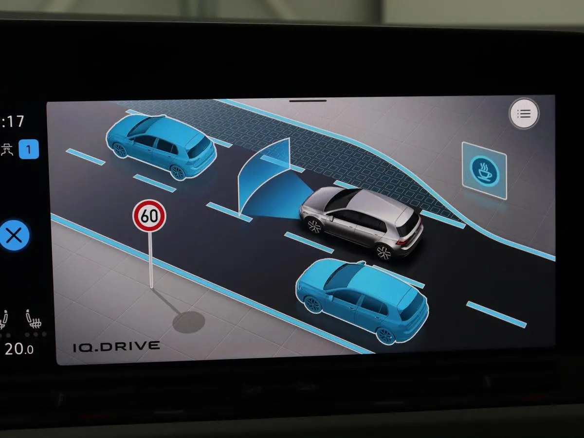 1.0 eTSI Life Business | Stoelverwarming | Massage | Carplay | Adaptive cruise | Sfeerverlichting | Navigatie | Park Assist | Getint glas | Full LED