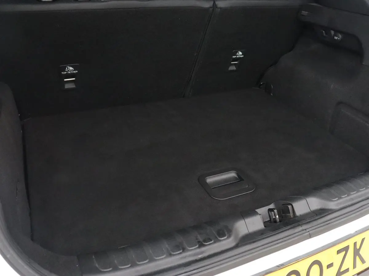 1.0 EcoBoost Hybrid ST-Line X | Adaptive cruise | Camera | Half leder | B&O Sound | Carplay | Navigatie | Digital Cockpit | Full LED | Dodehoek detectie | Climate control | Bluetooth