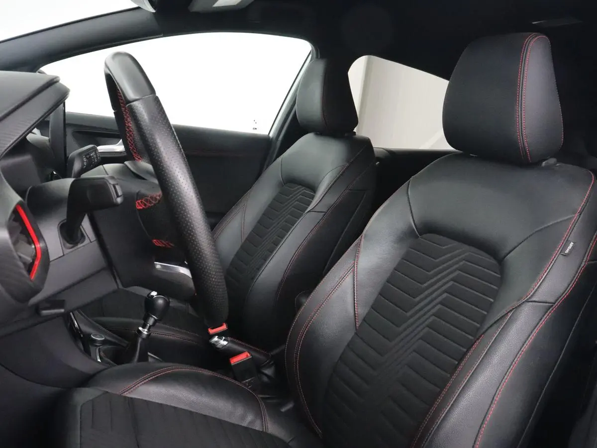 1.0 EcoBoost Hybrid ST-Line X | Adaptive cruise | Camera | Half leder | B&O Sound | Carplay | Navigatie | Digital Cockpit | Full LED | Dodehoek detectie | Climate control | Bluetooth