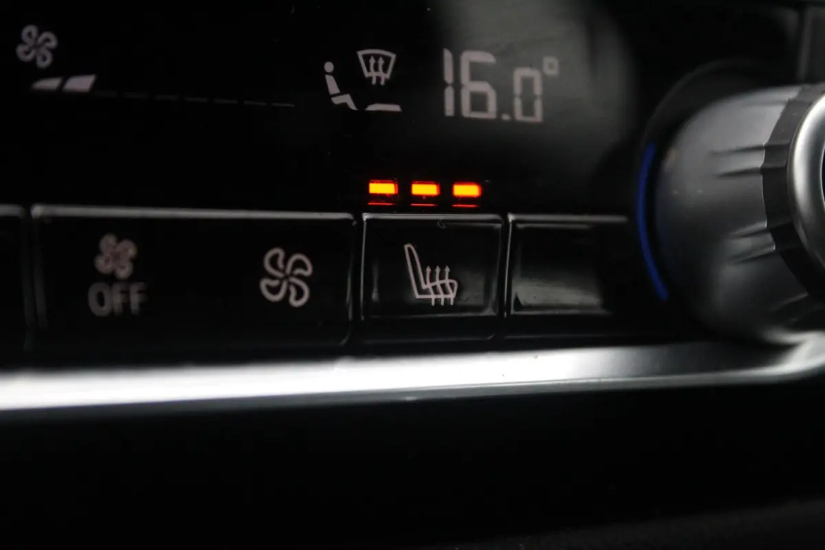 530e M-Sport | Stuur en Stoelverwarming | Sfeerverlichting