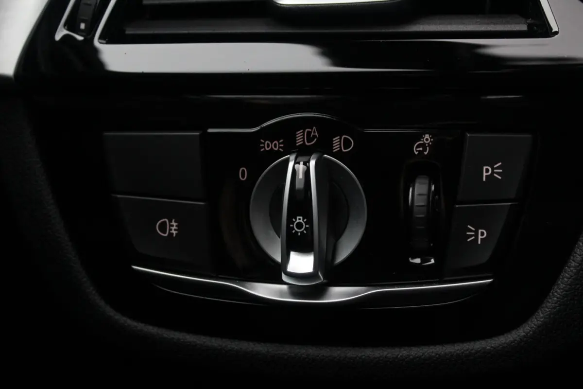 530e M-Sport | Stuur en Stoelverwarming | Sfeerverlichting